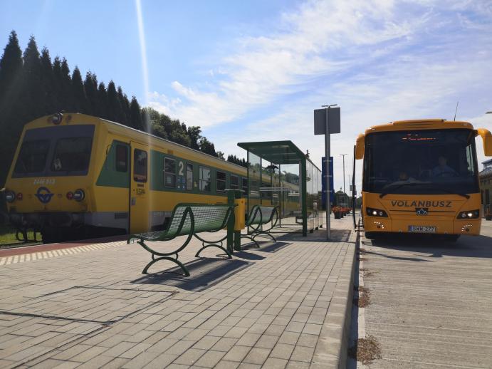 Kőszeg - Intermodális peron átadás_1